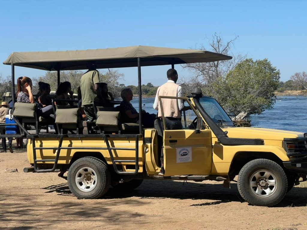 Safari Game Drive and Rhino Walk gallery photo 13