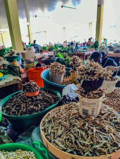 Livingstone City & Market Tour gallery photo 7