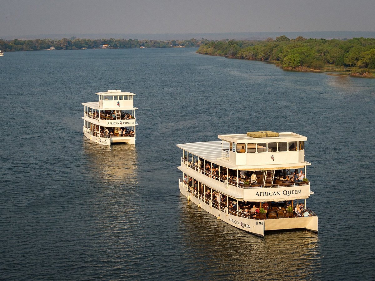 Sunset cruise experience on the African Queen in Livingstone